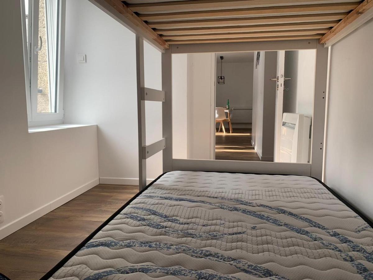 Appartement Calme Et Chaleureux 孔卡尔诺 外观 照片